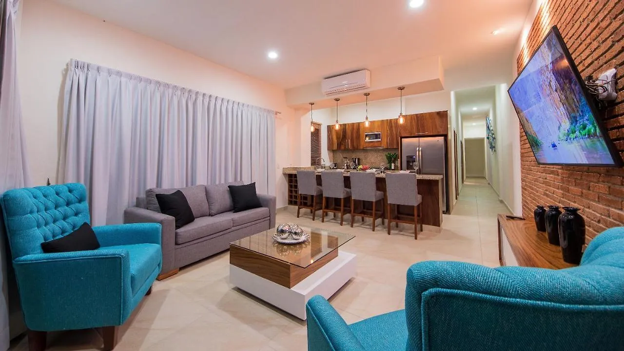Nise Vila Puerto Vallarta