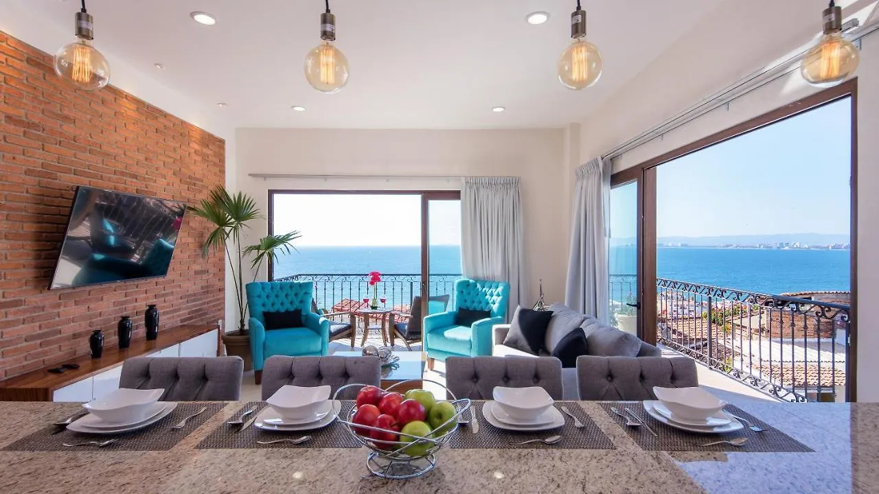 Nise Vila Puerto Vallarta México