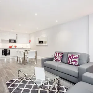 https://roomspace-serviced-apartments-the-legacy.brighton-hotels-england.com